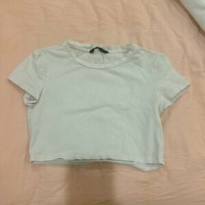 Cropped white babytee